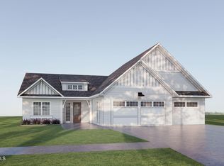 5710 Davies Dr, Bismarck, ND 58503