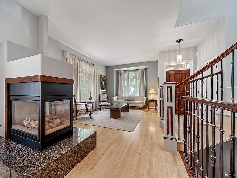 257 S Jackson St #A — Photo 10