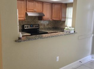9 Mars Ave #3, Clearwater, FL 33755