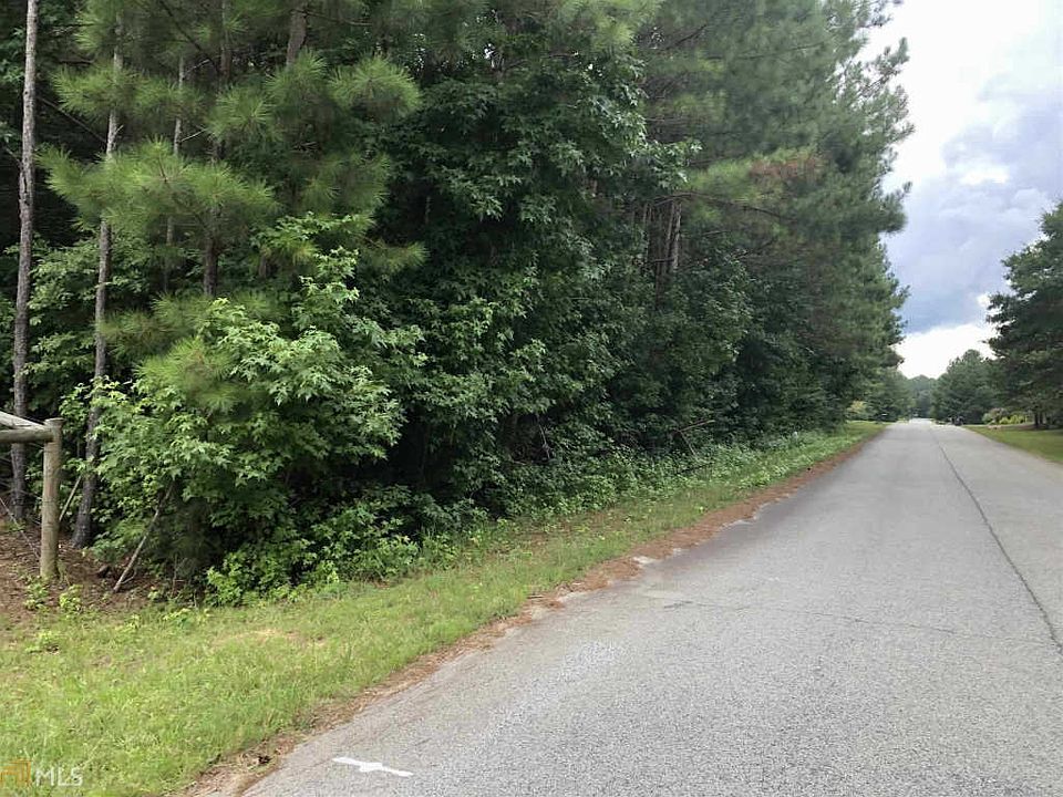 1st image of 145 Green Meadow Ln