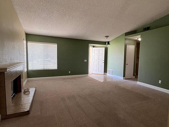 4th image of 24433 Oakridge Cir