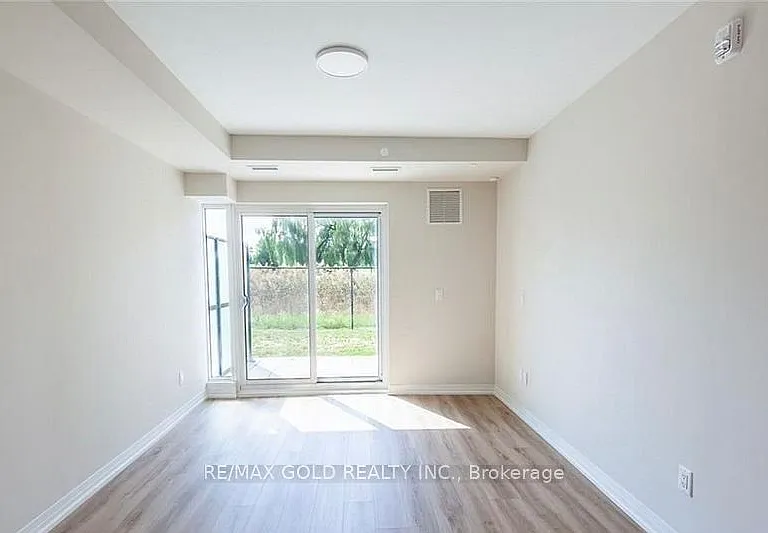 50 Herrick Ave — Photo 24
