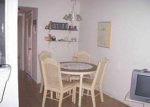 2nd image of 174 Canterbury Pl #H