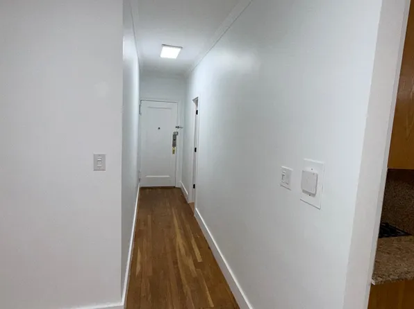 570 Westminster Road image 16 of 21