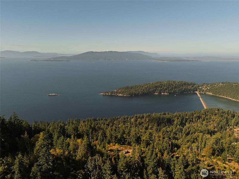 2nd image of 157 Chuckanut Crest Drive