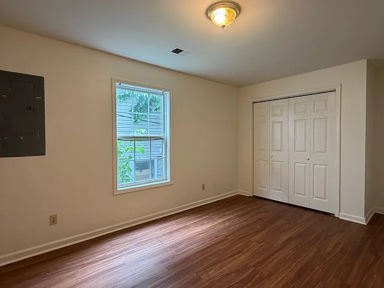 137 Macey Ave — Photo 8