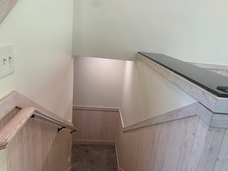 1041 Headlands Dr — Photo 8