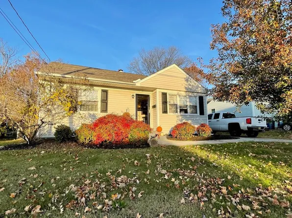 21 Overbrook Ave, Maple Shade, NJ 08052