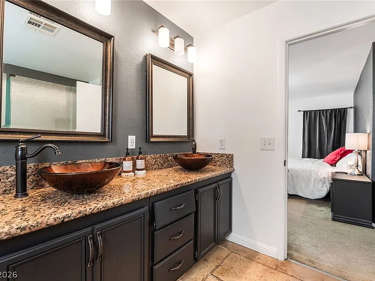 4217 Walnut Glen Dr — Photo 12