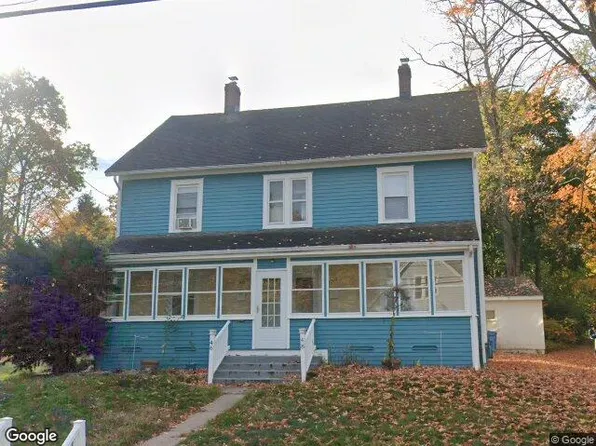 46-48 Summer St, Manchester, CT 06040