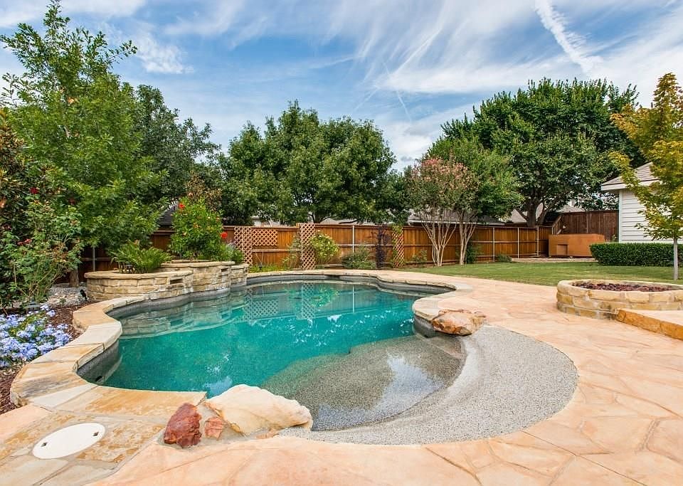 1st image of 6010 Pin Oak Dr