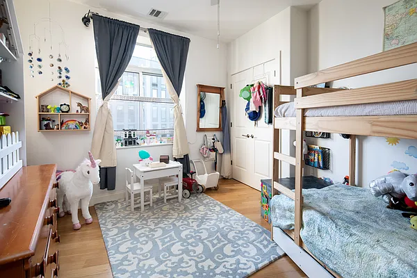 Rented by Douglas Elliman | media 4