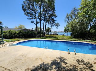 328 Brooks St SE, Fort Walton Beach, FL 32548