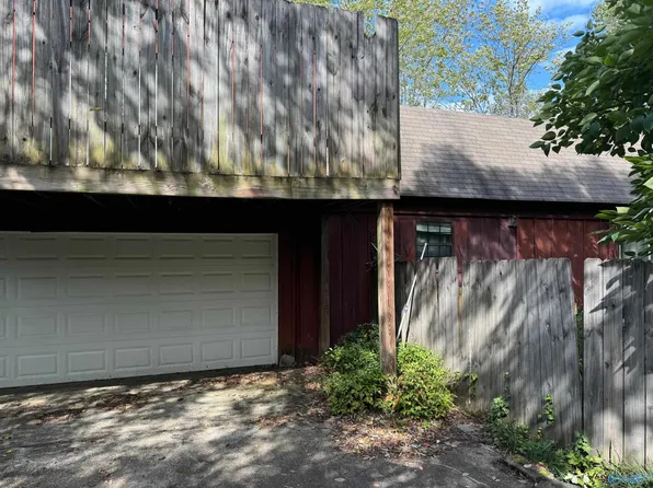 4816 Rutledge Dr NW, Huntsville, AL 35816