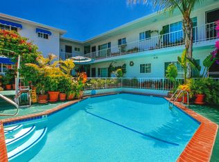 8576 Holloway Dr APT 1, West Hollywood, CA 90069