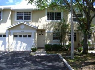 5250 SW 121st Ter, Cooper City, FL 33330