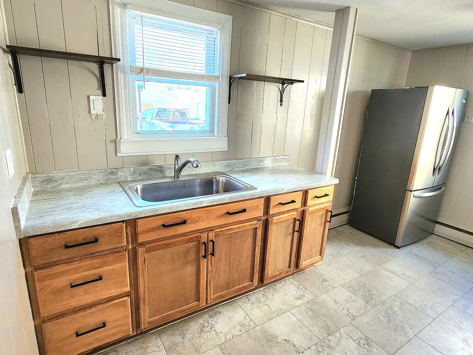 2 bed, 950 sqft, $1,450 — Photo 3