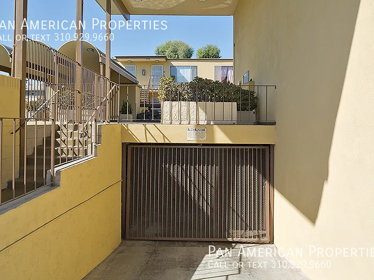 271 Molino Ave #16 — Photo 13