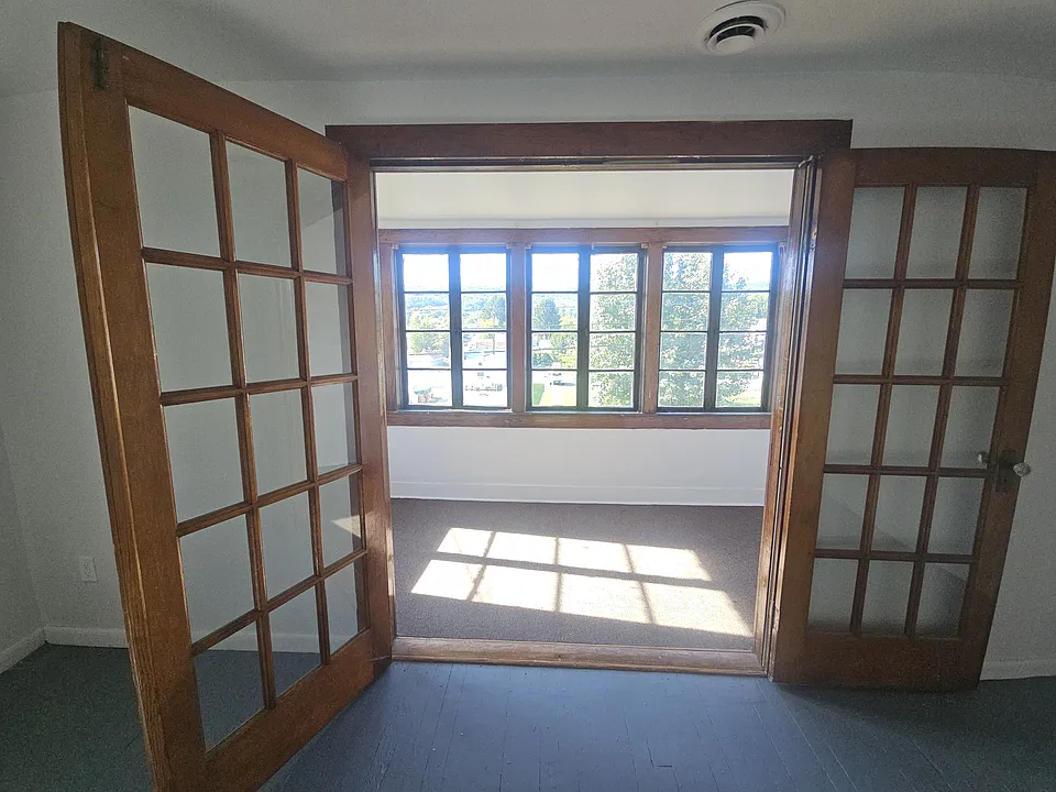 112-114 William St #2