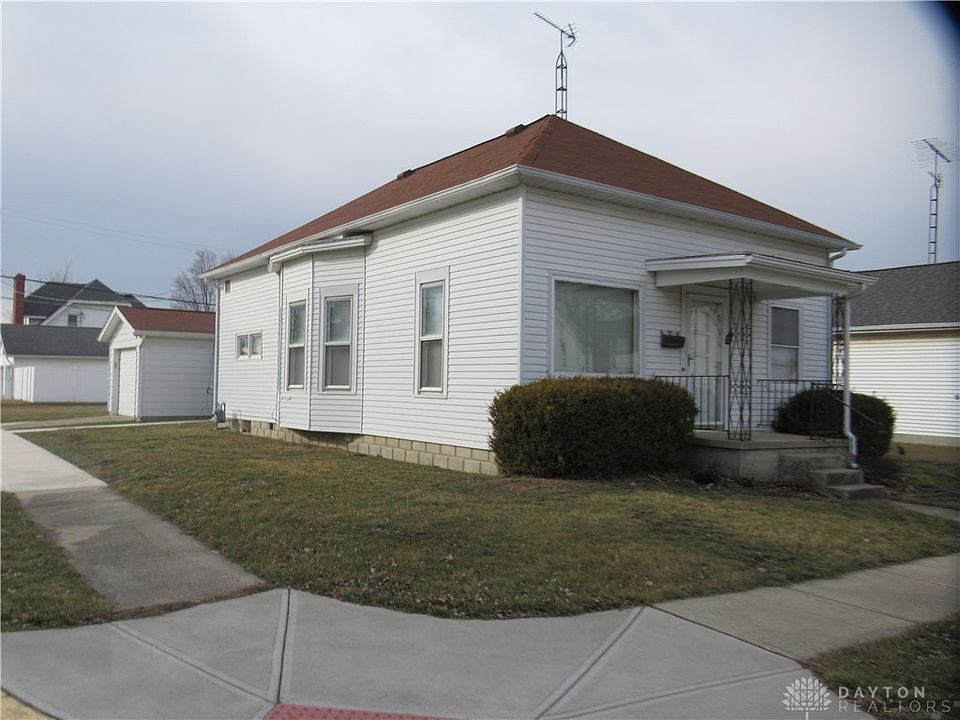 1st image of 512 S Main St