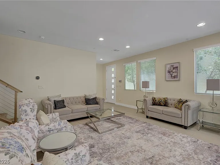11401 Gravitation Dr — Photo 3