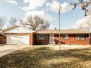 5930 Laurel Hall Dr, Indianapolis, IN 46226