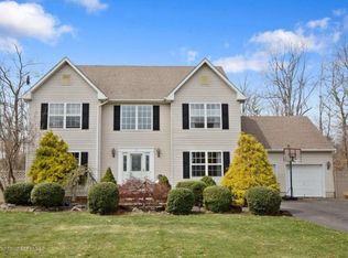 6 Dove Mill Cres, Jackson, NJ 08527