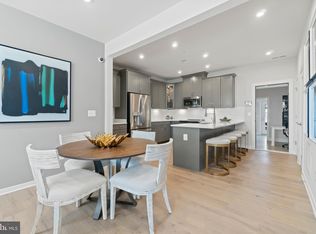 402 Pullman Pl, Manassas, VA 20111