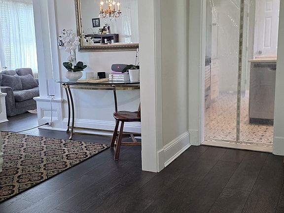4th image of 18 Greenmount Terrace