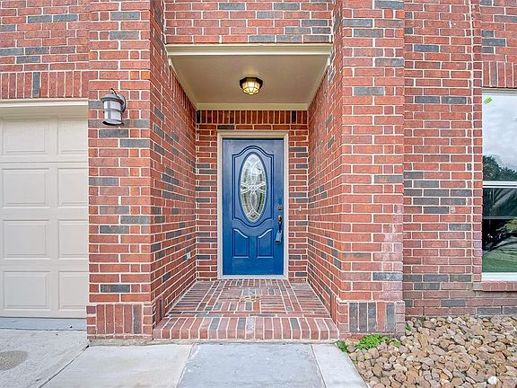 5th image of 16031 Willowpark Dr