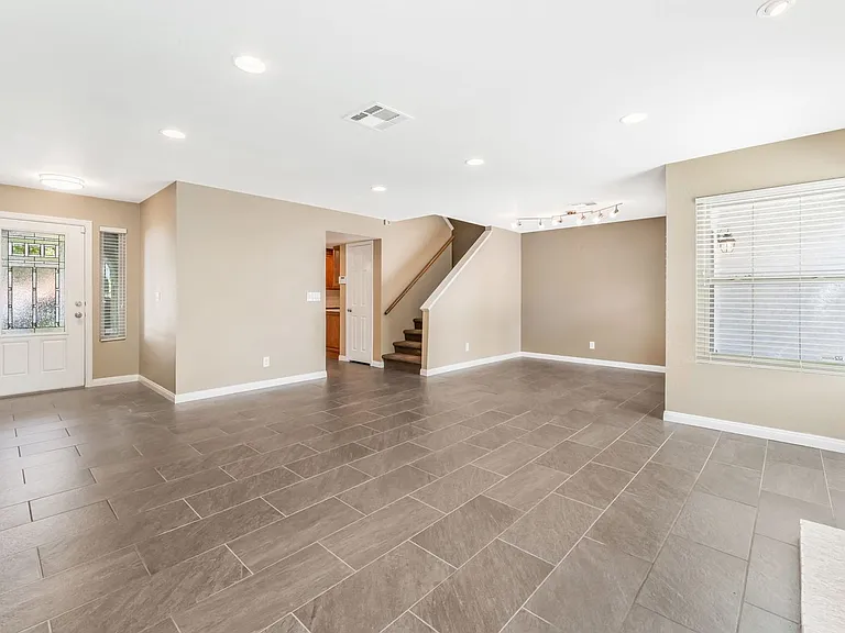 3637 Rainy River Rd — Photo 5