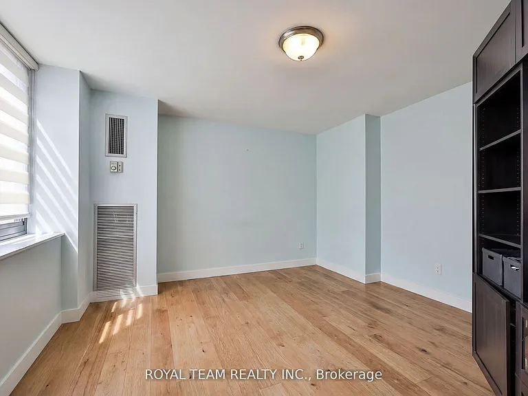 211 N Saint Patrick St S #Penthouse C-10 — Photo 40