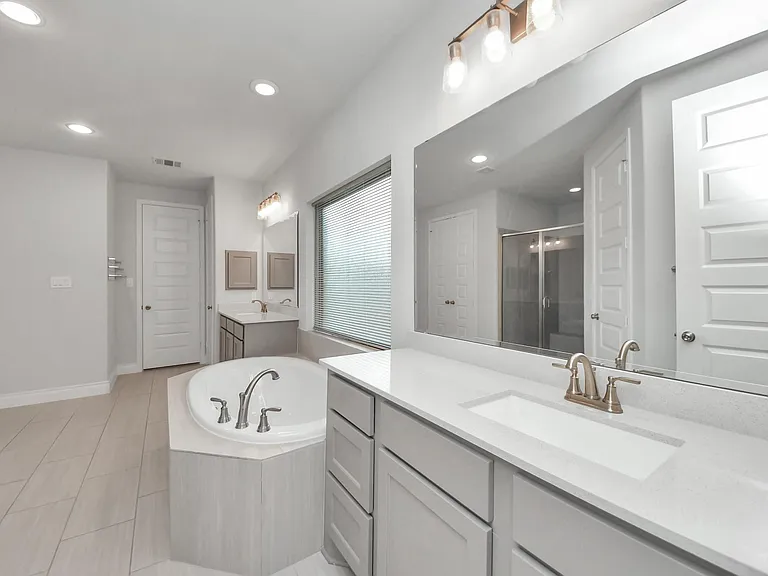 28907 Ridge Valley Ct — Photo 32