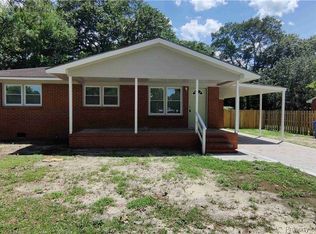 5325 Dairy Dr, Fayetteville, NC 28304