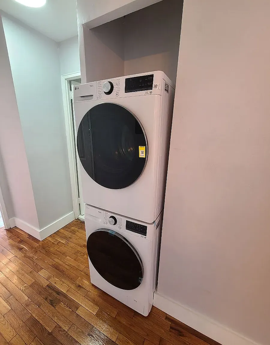 1 bed, 900 sqft, $1,895 — Photo 4