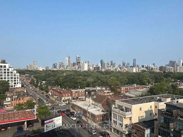500 Dupont St #814 — Photo 21