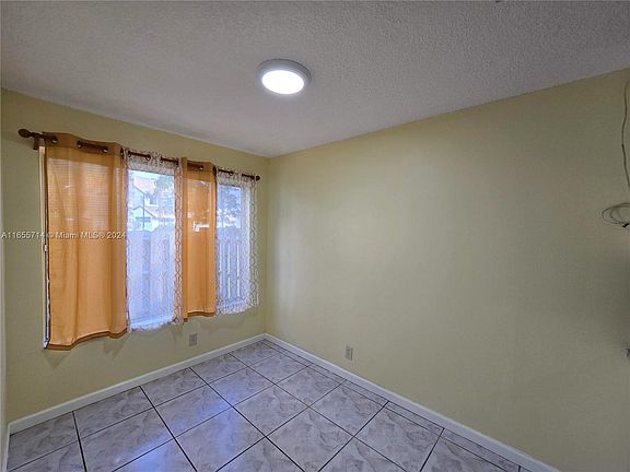 5th image of 859 NW 81st Way #1