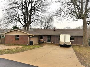 1105 Locust Dr, Martinsville, IN