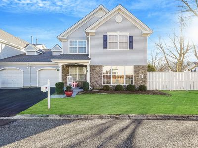 2 Tracie Lane, Middle Island, NY, 11953