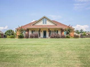 338 Meadowview Dr, Wetumpka, AL 36092