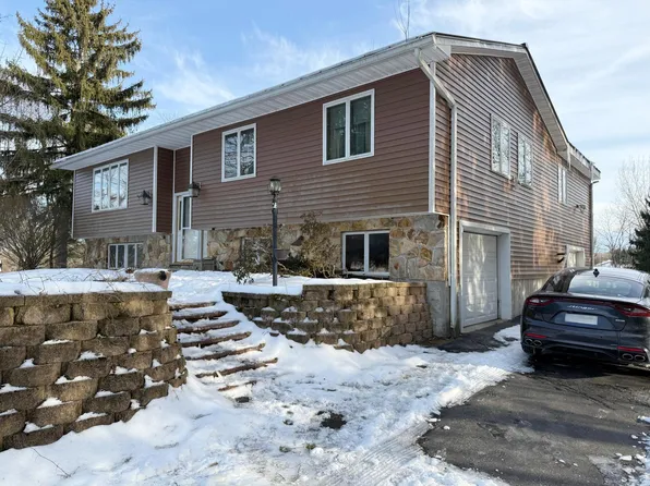 11 Mount Zion Road, Marlboro, NY 12542