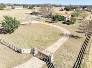 603 Oak Ridge Dr, Bandera, TX 78003