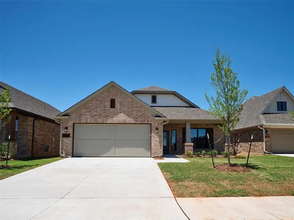 16225 Blackberry Farm Rd, Edmond, OK 73013
