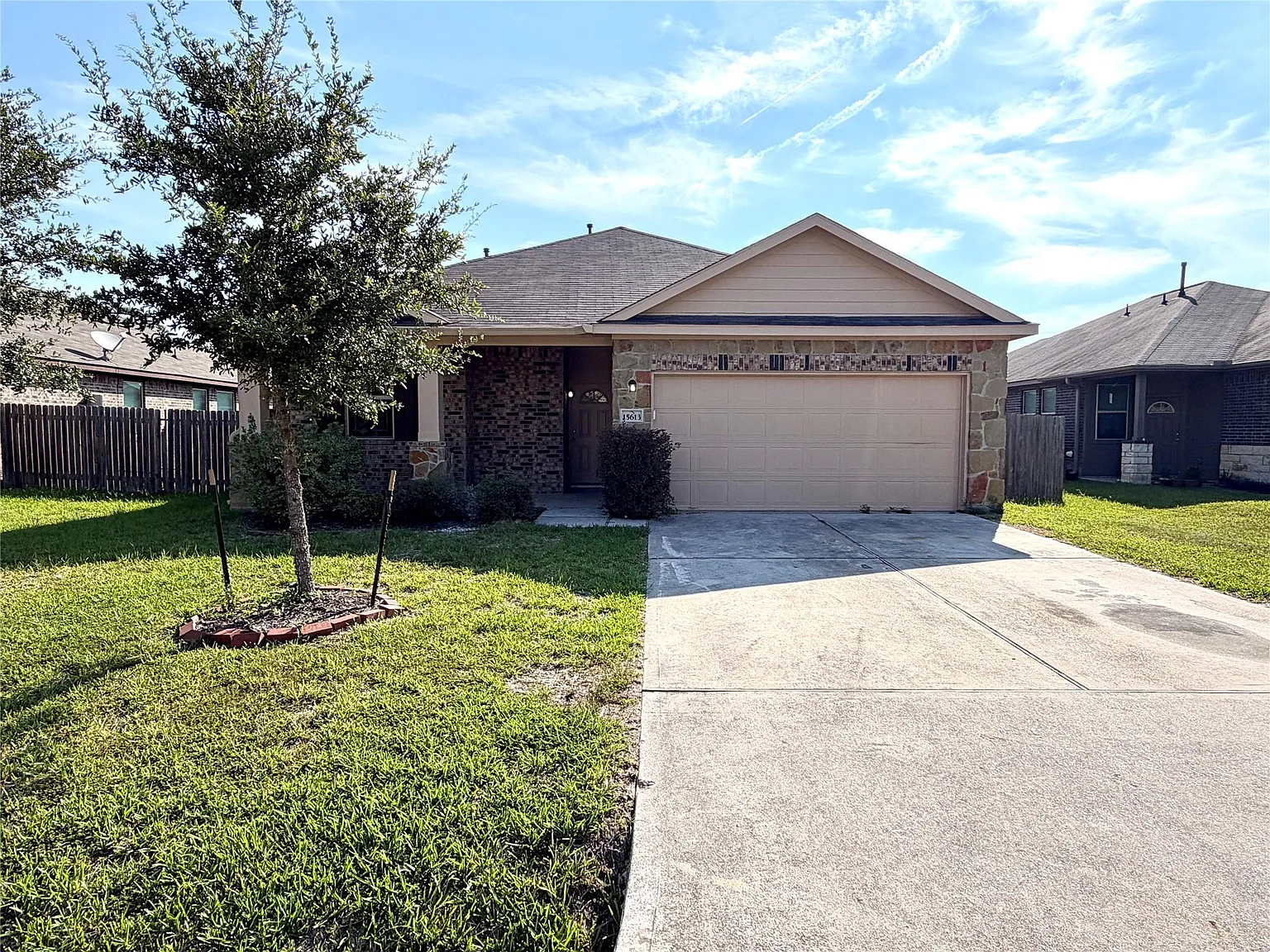 3 bed, 2.0 bath, 1670 sqft, $1,800 — Photo 2