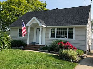344 E Main St, Manasquan, NJ 08736
