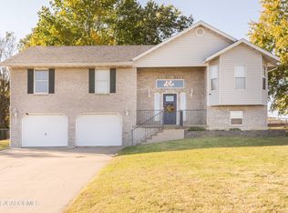 1312 Raymond Rd, Jefferson City, MO 65109