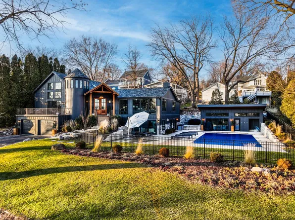 1551 Orchard LANE, Lake Geneva, WI 53147