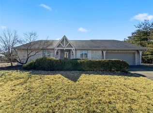 27 Rhineland Pl, Millstadt, IL 62260