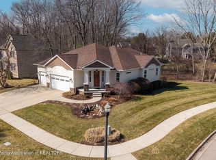 16950 Black Walnut Ln, East Lansing, MI