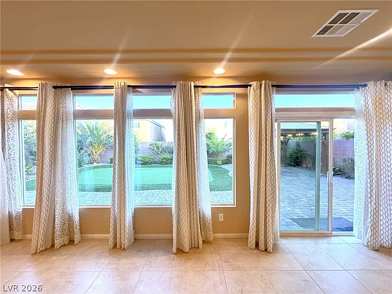 6435 Grande River Ct — Photo 9